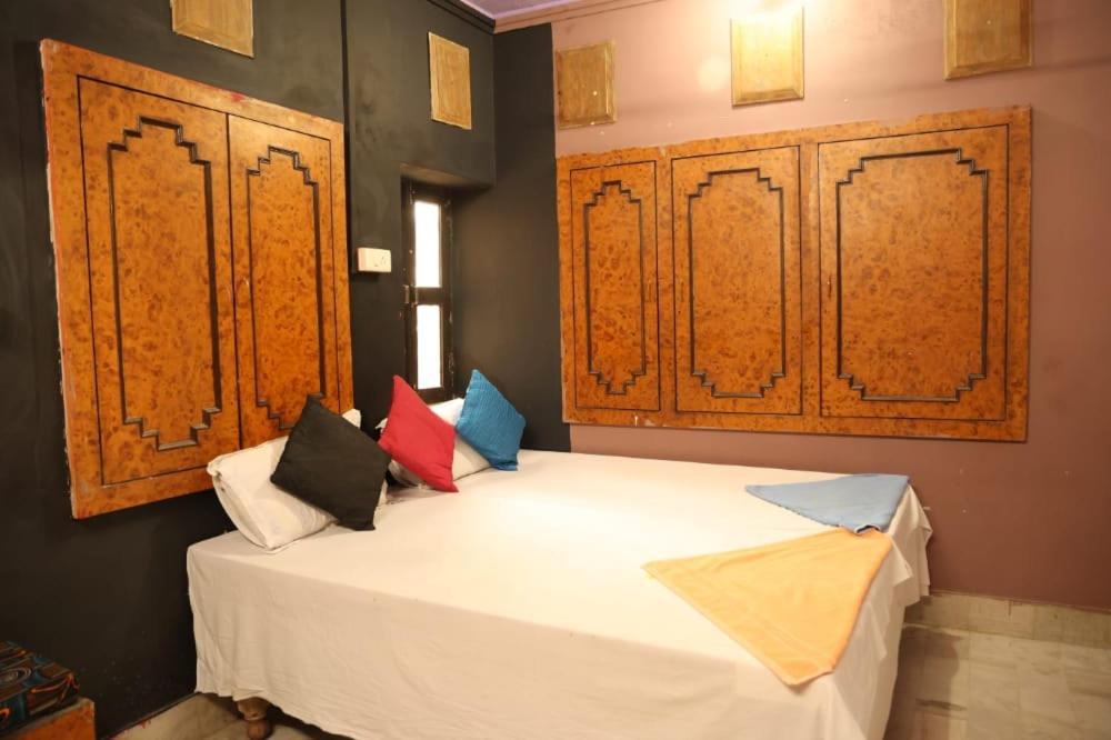 Santkripa Backpackers 400 Mtr From Railway Station Hostel Jodhpur  Buitenkant foto