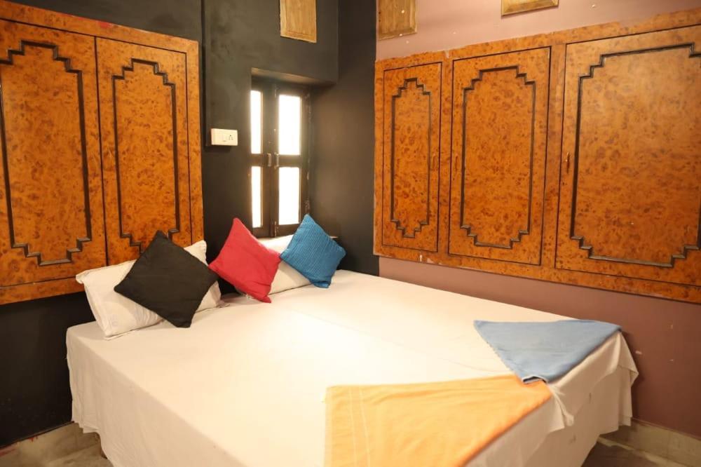 Santkripa Backpackers 400 Mtr From Railway Station Hostel Jodhpur  Buitenkant foto